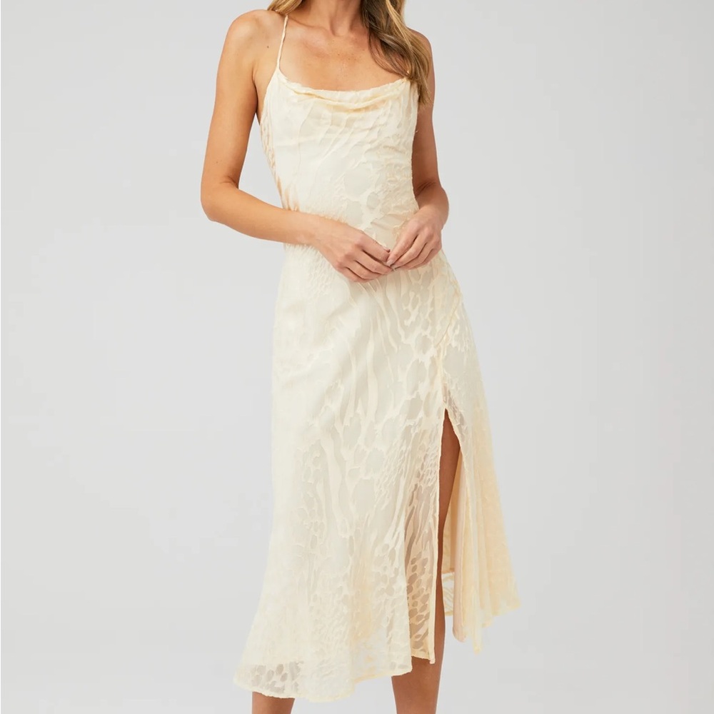 ASTR Dress
